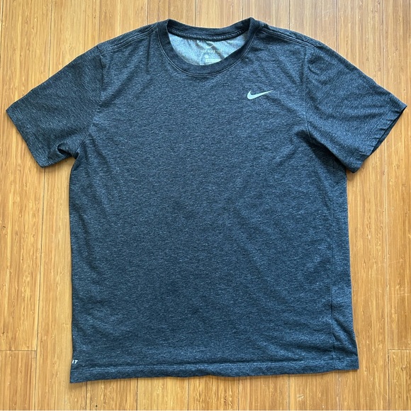 Nike Dri-Fit Grey Heather Shirt Size Large - Picture 1 of 3